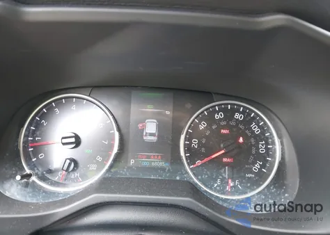 2021 Toyota Rav4 Xle z USA, uszkodzony, nr VIN 2T3W1RFV0MC117594